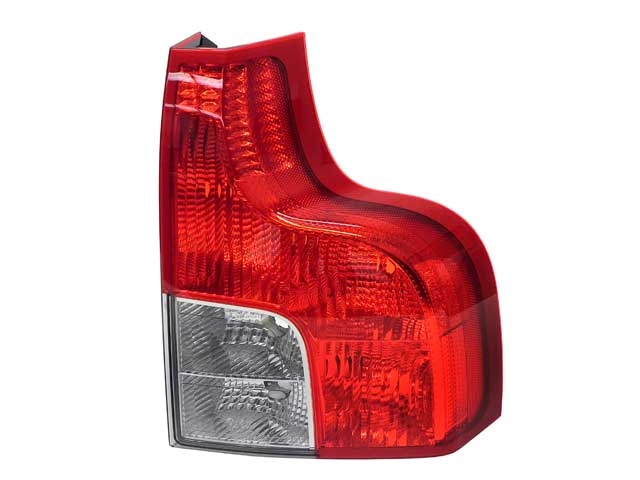 Volvo Passenger Side Taillight Assembly - 31213382: RACCAR Automotive