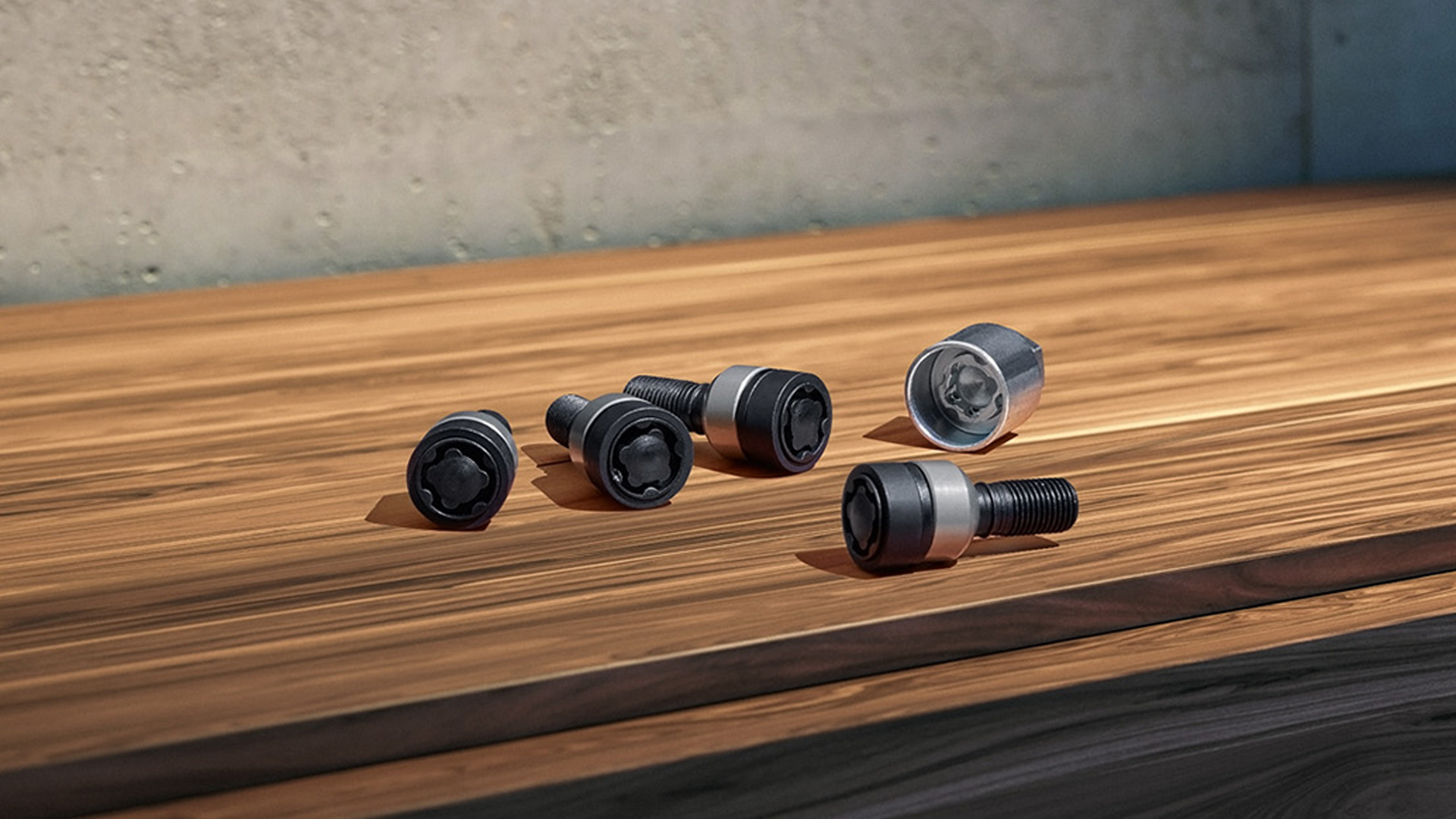 Porsche Wheel Bolts 44MM: RACCAR Automotive